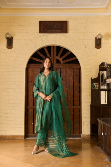 Bano boota zari green kurta set