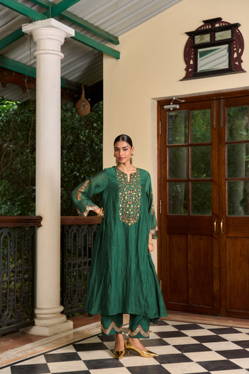 Bano royal green short kurta set
