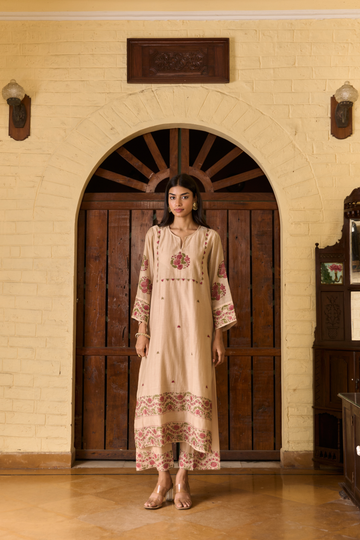 Coromandel boota beige kurta set