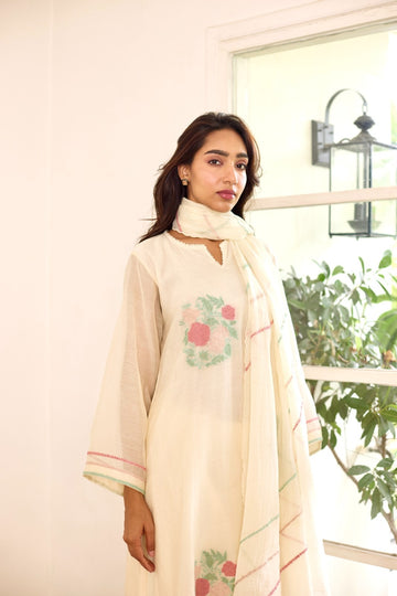Adira milky white hand applique and thread embroidered chanderi kurta set (set of 3)
