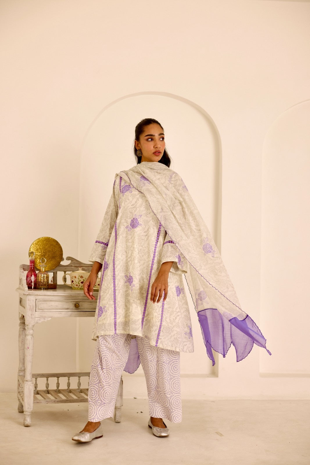 Rose ivory-purple hand block printed mulmul choga set