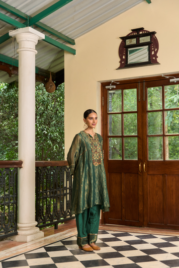 Bano royal green short kurta set
