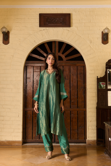 Bano boota zari green kurta set