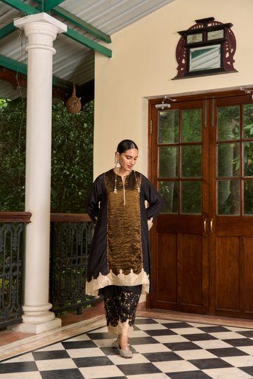 Gulbann black silk choga set