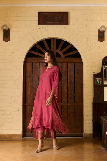 Urvi Silk zari dabka emb kurta set