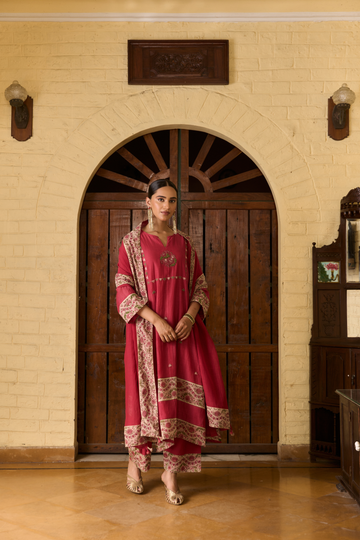 coromandel boota majenta kurta set