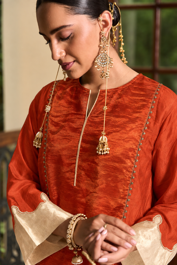 Gulbann rust chanderi choga set