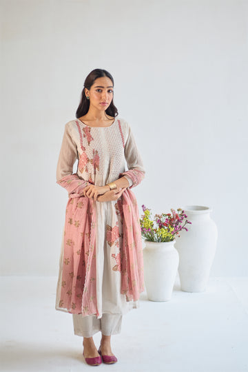 Rose grey peach hand block printed chanderi pintuck kurta set (set of 3)