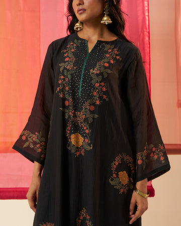Sitara black hand block printed sequin work chanderi kurta set.