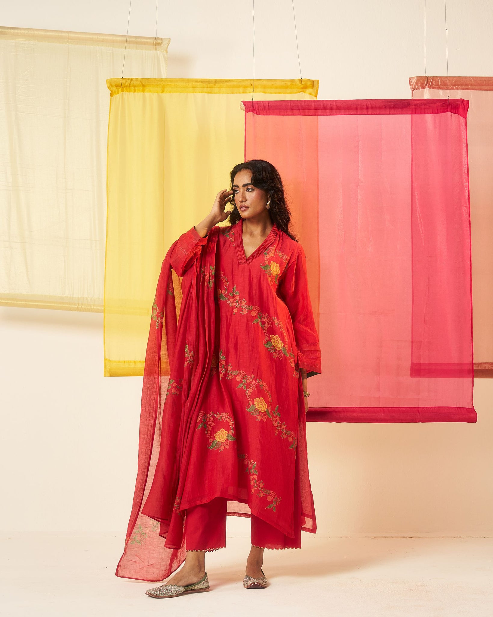 Siyah red hand block printed chanderi pintuck kurta set.