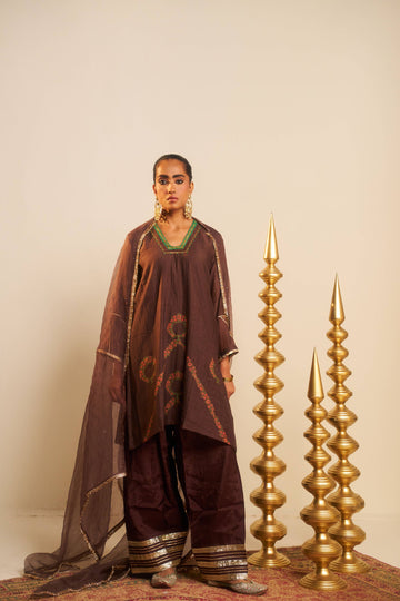 Mehrab brown hand block printed dabka zardosi chanderi farshi set.