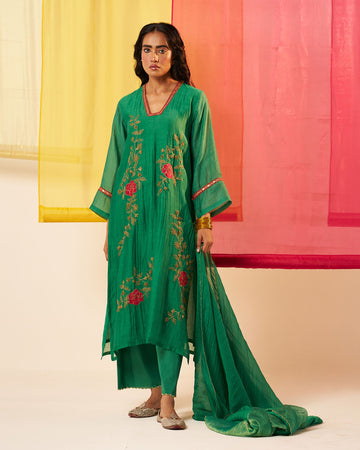 Anola store emerald green applique dori and dabka embroidery chanderi kurta set.