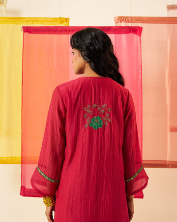 Anola store fuschia applique dori and dabka embroidery chanderi kurta set.