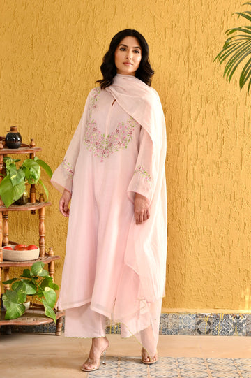 Nadley pink organza applique hand embroidered chanderi kurta set