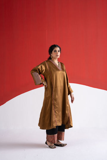 Gul stone brown dori and metal work mashroo phiran